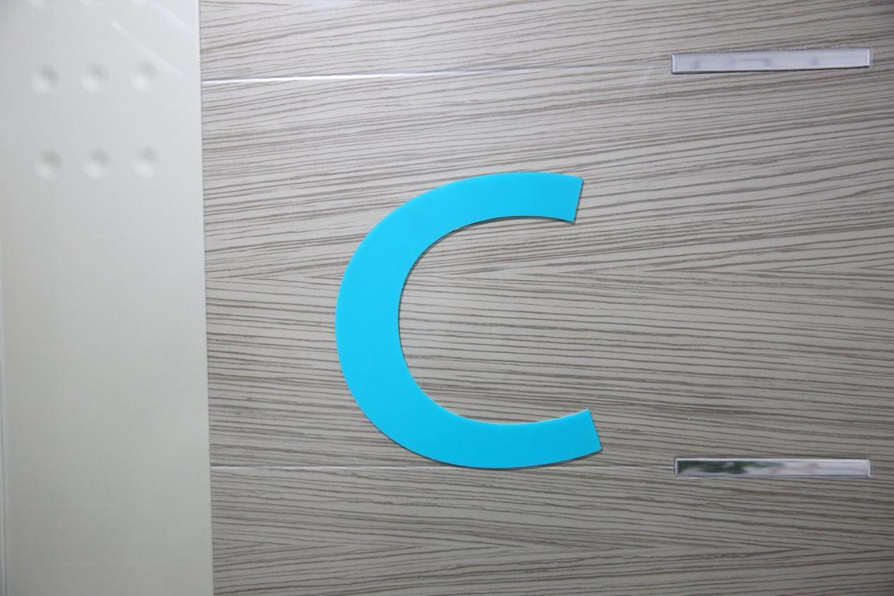 Coco Capsule Guesthouse Пусан Экстерьер фото